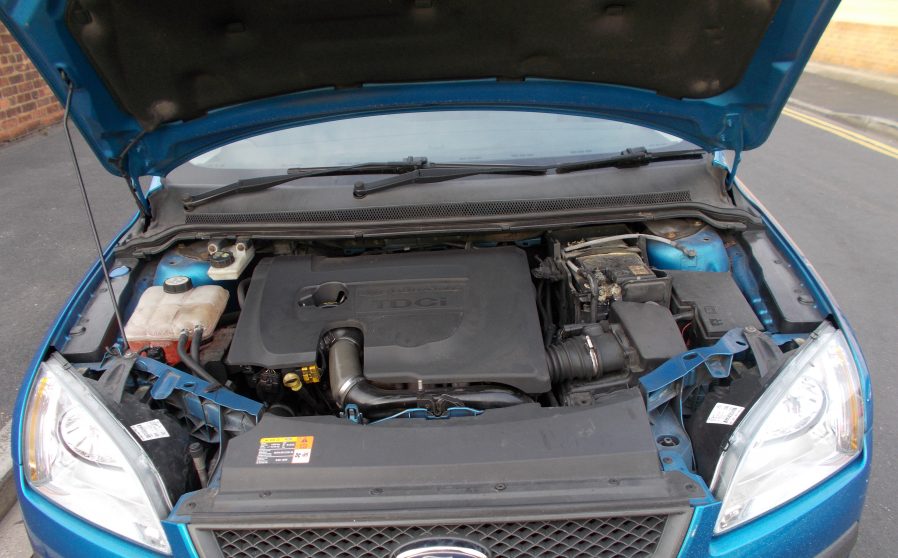 Ford Focus Sport Blue Engine.